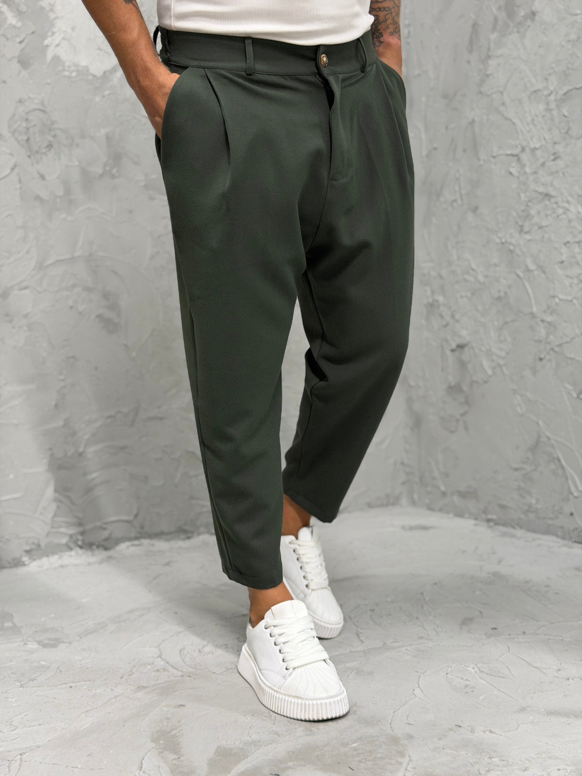 Pantalón MADRID con pinzas verde 1