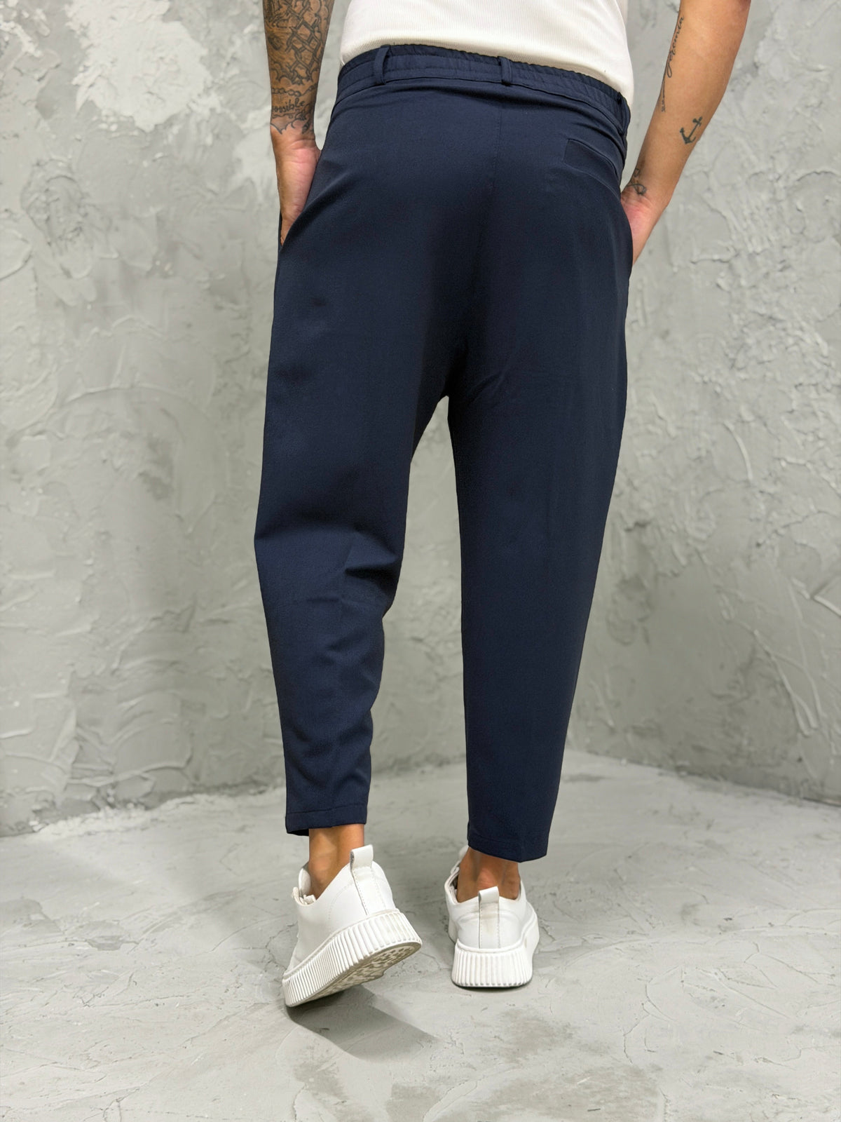 Pantalón MADRID con pinzas azul 4