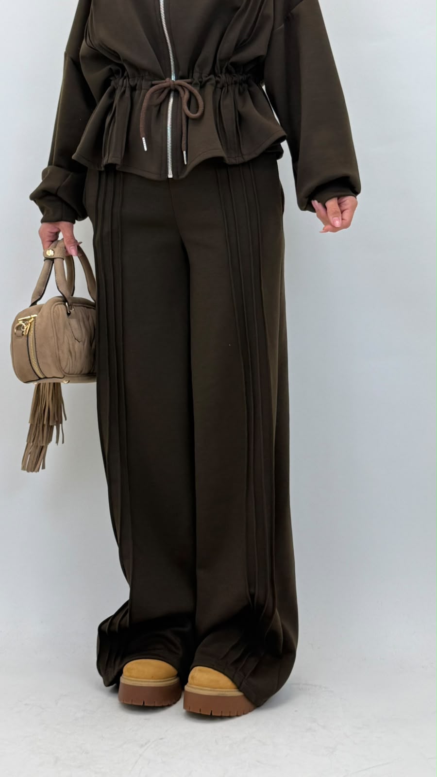 Marta - Conjunto Paris 8702