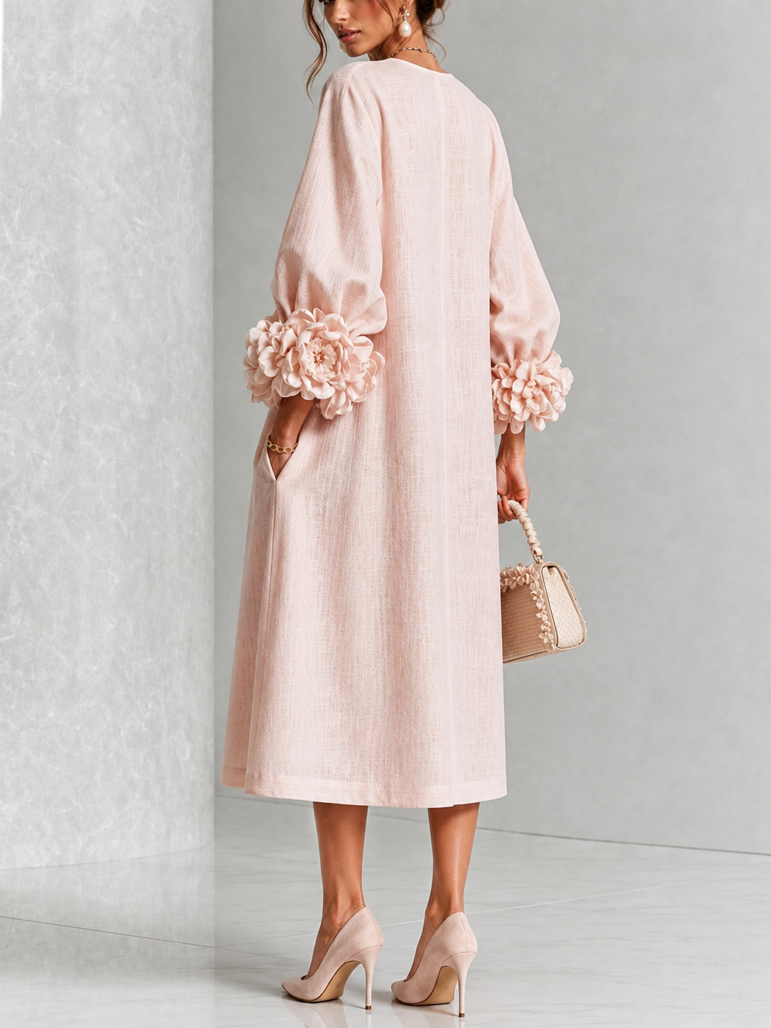 Maria - Vestido Theodosia con puños de rosetas y botones