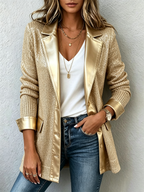 Maria - Elegante blazer de punto dorado con un sofisticado ribete de imitación de piel