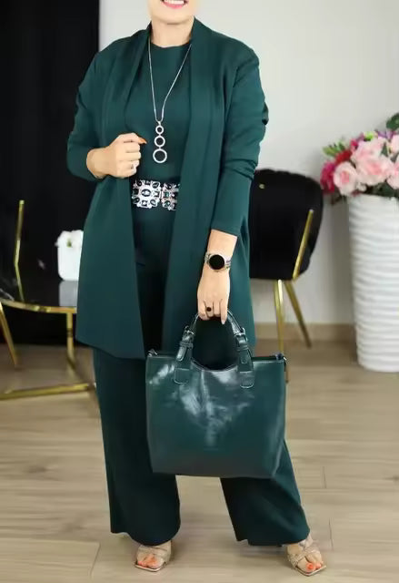 Mireia Abadal - Top + Cardigan + Pantalones